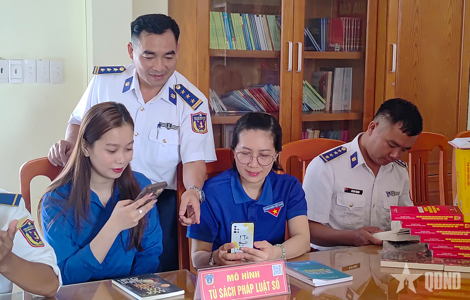 Lan tỏa văn hóa đọc ở Hải đoàn 42